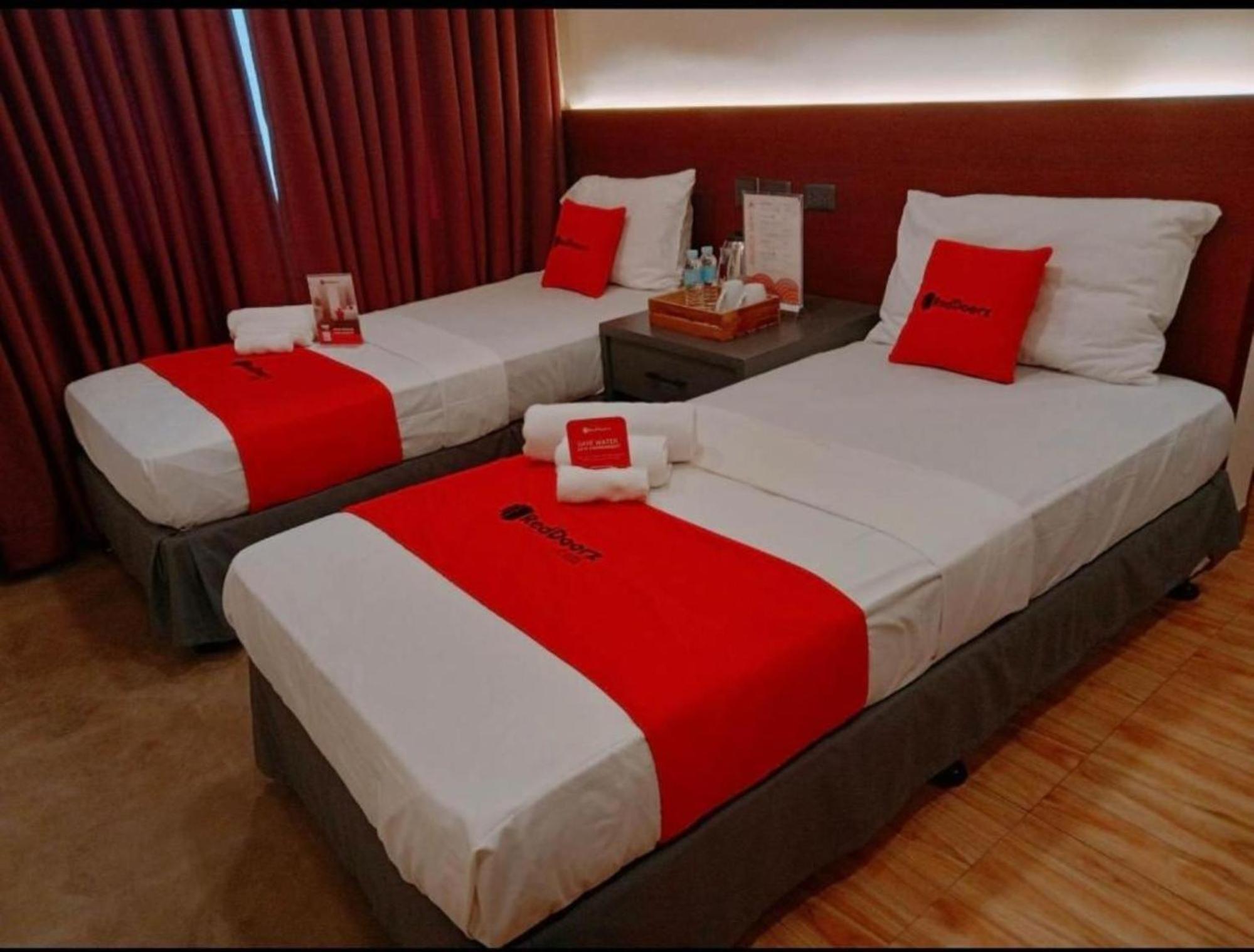 Reddoorz Plus @ Toshiko Boutique Hotel Koronadal City Eksteriør bilde